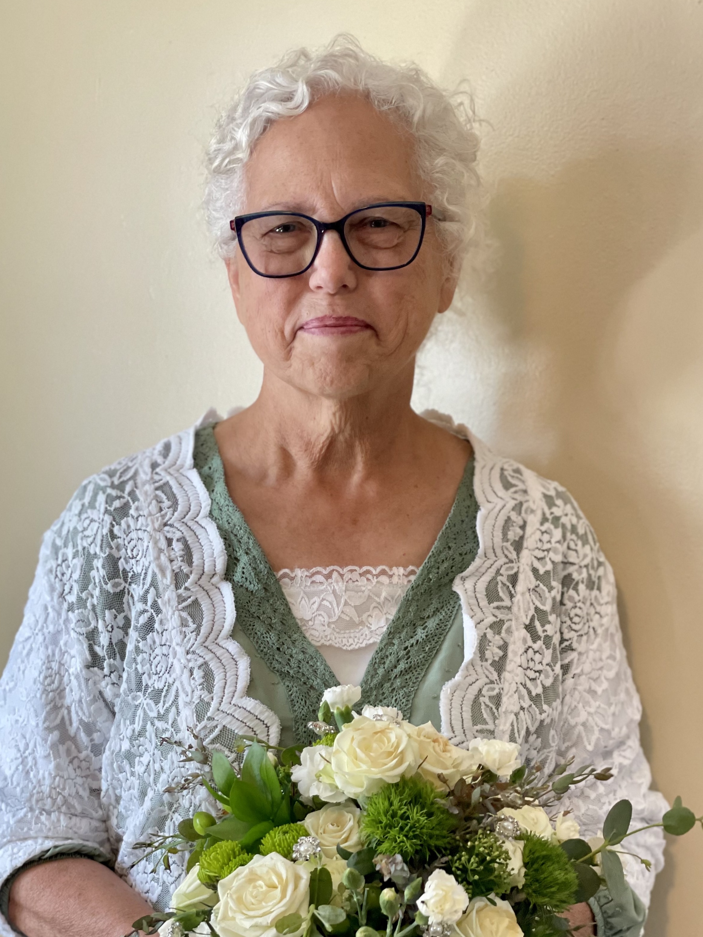 Priscilla  Elaine Thompson Burk